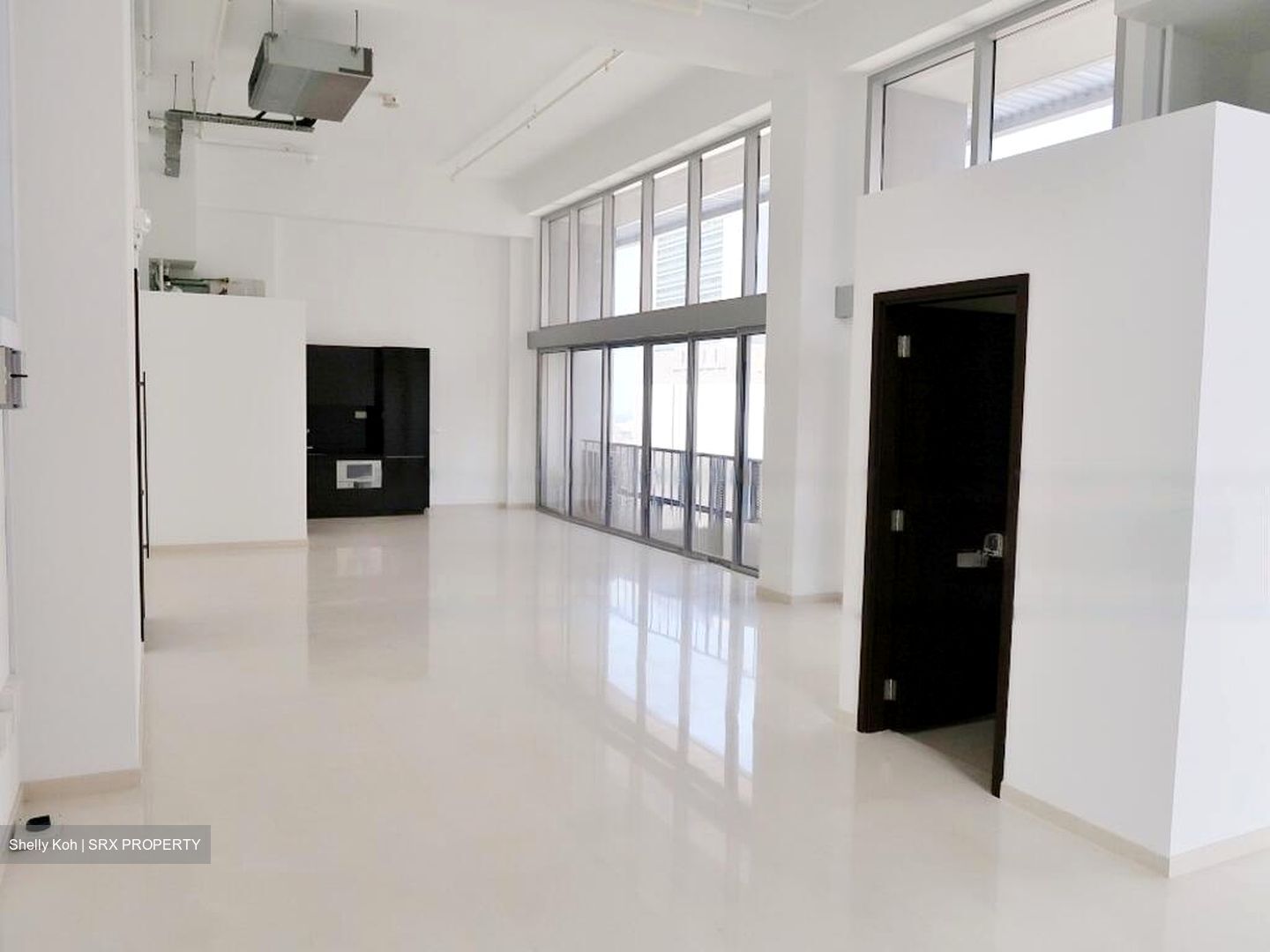 Eon Shenton (D2), Office #566866931
